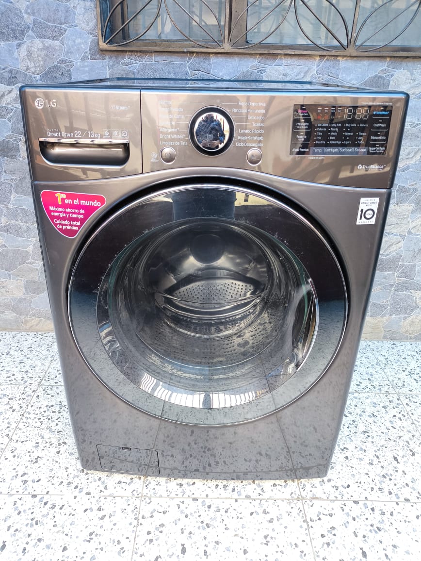 Lavadora LG frontal negra